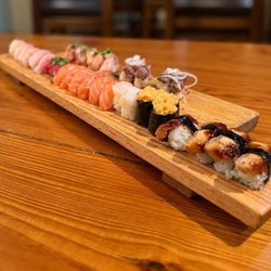 Assorted nigiri