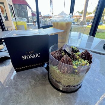 Layer Cake - Dubai cake - Breakfast & Brunch Near Me - Irvine, California