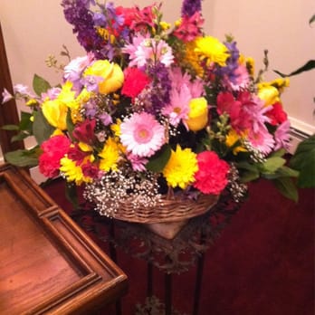 Piccirillo The Florist - funeral basket - Florists Near Me - Methuen, Massachusetts Piccirillo The Florist - funeral basket - Florists Near Me - Methuen, Massachusetts
