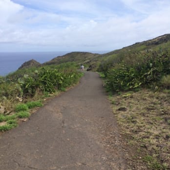 Makapu'u Point Lighthouse Trail - Hiking Near Me - Honolulu, Hawaii
