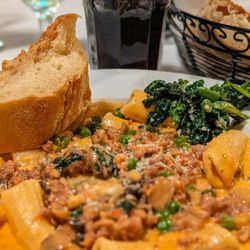 Capri Ristorante Italiano - Rigatoni Alla Campagnola  Delicious!