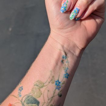 HD Nails - Nails match my tattoo! - Nail Salons Near Me - Tarzana, California HD Nails - Nails match my tattoo! - Nail Salons Near Me - Tarzana, California
