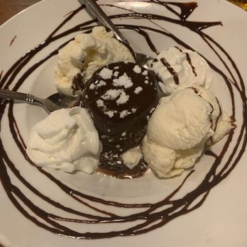 Matthew's 1600 - Lava Cake - American Near Me - Catonsville, Maryland