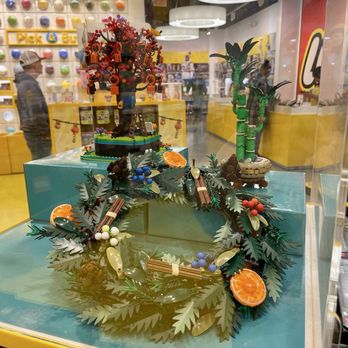 Lego Store - Toy Stores Near Me - Ontario, California