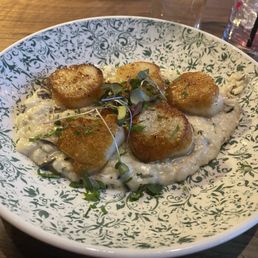 Seared Scallops