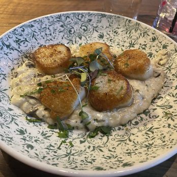 Dusk Lounge - Seared Scallops - Mediterranean Near Me - Indianapolis, Indiana