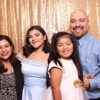 Strike The Pose Photobooth - Photo Booth Rentals Near Me - Orange, California