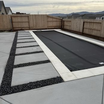 Rigorous Pool And Spa - Pool with auto cover. - Pool & Hot Tub Service Near Me