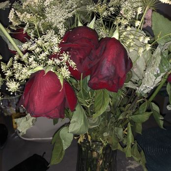 Renaissance Flowers - Dead roses on 7/25/19 :/ extremely devastating. - Florists Near Me - Glendale, California
