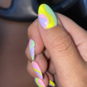 Herbal Nails - Nail Salons Near Me - Portsmouth, New Hampshire