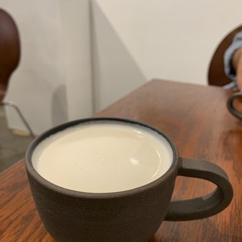 ARS Cafe - Earl Grey Royal Milk Tea (Small, $4.50) - Art Galleries Near Me - Honolulu, Hawaii