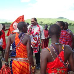 Mosaic Rhino Tours - Visiting the Masai Tribe, Kenya.