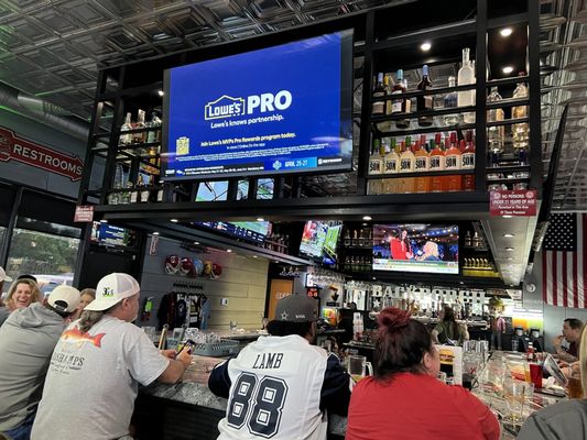Backporch Drafthouse by null
