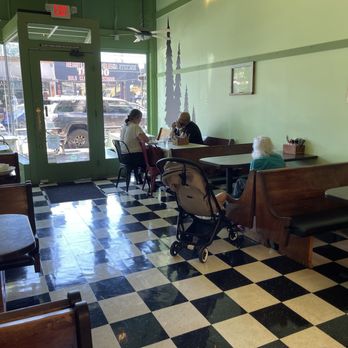 Cascade Biscuit Kitchen - Breakfast & Brunch Near Me - Springfield, Oregon