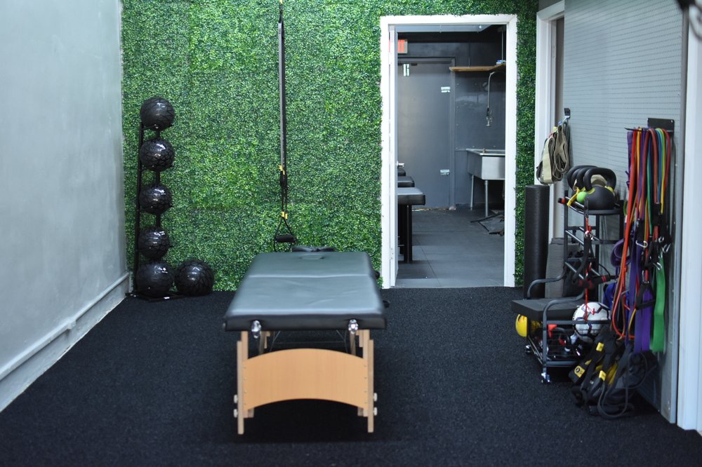 HIGHCLASS CHIROPRACTIC AND SPORTS MEDICINE Updated June 2024