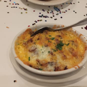 Morton's The Steakhouse - Mac n cheese with beacon....soooooo yummmy. - Steakhouses Near Me - Honolulu, Hawaii