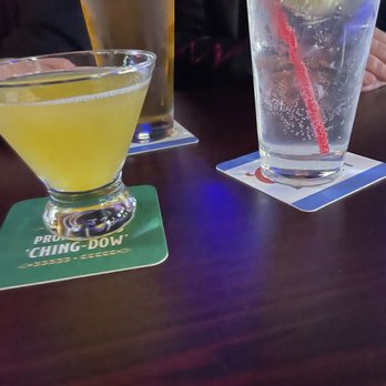 H & H Tavern - $2 mimosas on Saturdays & Sundays! - Dive Bars Near Me - Issaquah, Washington H & H Tavern - $2 mimosas on Saturdays & Sundays! - Dive Bars Near Me - Issaquah, Washington