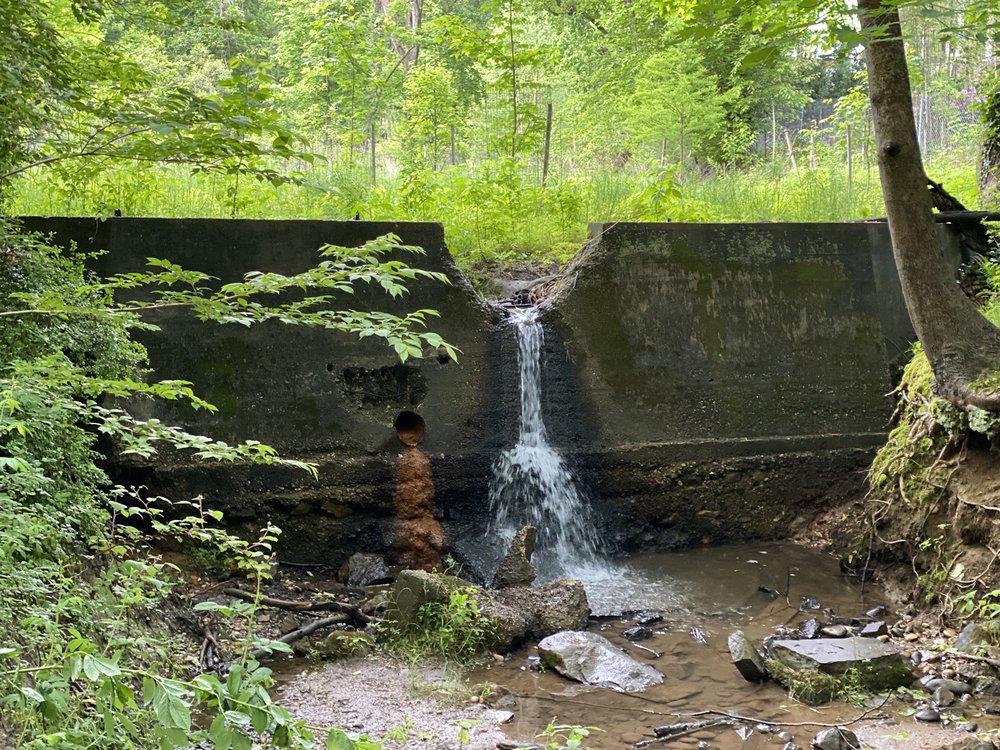 BATTERY KEMBLE PARK 12 Photos & 13 Reviews 31313199 Chain Bridge