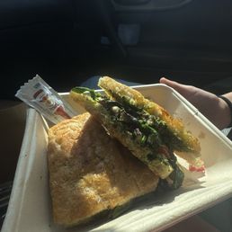 Caprese Sandwich Caprese Sandwich