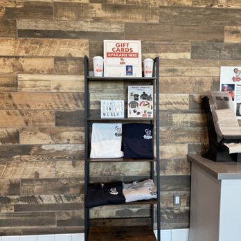 Randy's Donuts - Donuts Near Me - Burbank, California Randy's Donuts - Donuts Near Me - Burbank, California