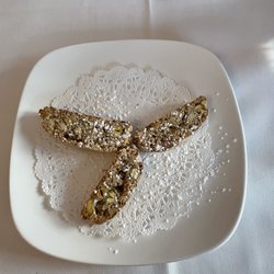 Lumi's Restaurant