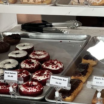Doughlicious Donuts - Donuts Near Me - Apopka, Florida Doughlicious Donuts - Donuts Near Me - Apopka, Florida