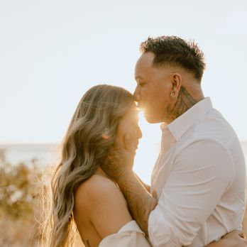 Moments by LM - Session Photography Near Me - Honolulu, Hawaii Moments by LM - Session Photography Near Me - Honolulu, Hawaii