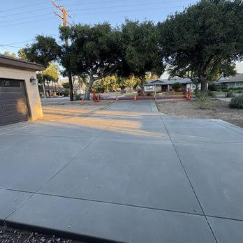 Big Johnson’s Concrete & Pumping - Completed driveway - Masonry/Concrete Near Me Big Johnson’s Concrete & Pumping - Completed driveway - Masonry/Concrete Near Me