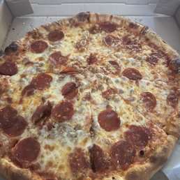 Create Your Own Pizza w/pepperoni and sausage