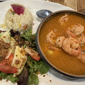 Santo Fish Restaurant - Camaron en salsa de la casa - Seafood Near Me - Pico Rivera, California