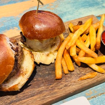 Tavern - Sliders - New American Near Me - Coronado, California Tavern - Sliders - New American Near Me - Coronado, California