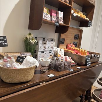 THEO | Discover All Belgian Chocolate - Chocolatiers & Shops Near Me - Gent, VOV