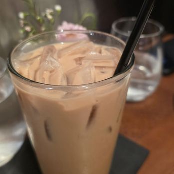 Chef Burma - Burmese Ice Milk tea - good - Burmese Near Me - Sacramento, California