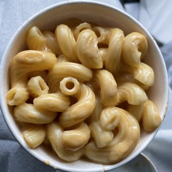 Dave's Hot Chicken - Mac and Cheese - Chicken Shop Near Me - Toronto, Ontario