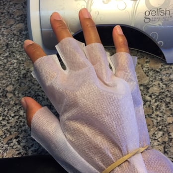Kim's Nails - UV gloves for gel mani - Nail Salons Near Me - Los Angeles, California