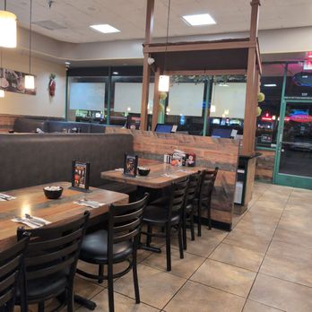 VIP’s Cafe Restaurant - Dining room - Breakfast & Brunch Near Me - Murrieta, California