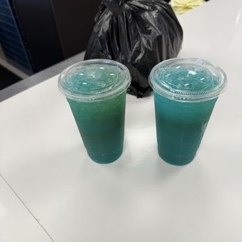 Sundays Eatery - Blue lemonade Small - Soul Food Near Me - Miami Gardens, Florida Sundays Eatery - Blue lemonade Small - Soul Food Near Me - Miami Gardens, Florida