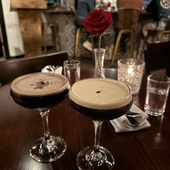 Baileys' Chocolate Bar - Dark Chocolate Raspberry & Espresso Martini - Lounges Near Me - Saint Louis, Missouri
