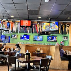 Beef 'O' Brady's - Seating