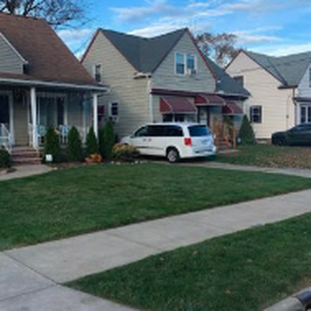 Mav’s Mowing - a row of houses in a residential neighborhood - Lawn Services Near Me Mav’s Mowing - a row of houses in a residential neighborhood - Lawn Services Near Me