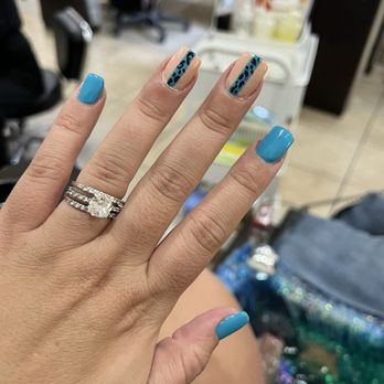 T & T Nails Spa - Nail Salons Near Me - Bullhead City, Arizona