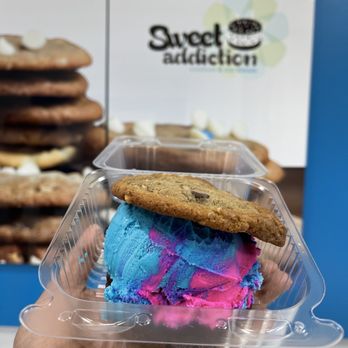 Sweet Addiction - Yummy Cotton candy ice cream sandwich - Ice Cream & Frozen Yogurt Near Me - Las Vegas, Nevada Sweet Addiction - Yummy Cotton candy ice cream sandwich - Ice Cream & Frozen Yogurt Near Me - Las Vegas, Nevada