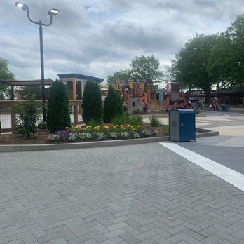 Carowinds - Aeronautica Section of Park - Amusement Parks Near Me - Charlotte, North Carolina Carowinds - Aeronautica Section of Park - Amusement Parks Near Me - Charlotte, North Carolina