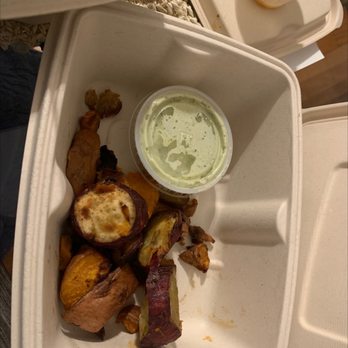sweetgreen - Healthy Salads, Wraps, and Bowls - i was ordered hot honey chicken&Roasted Sweet Potatoes Hot Honey Mustard.  they charged 4dollar for sweet potatoes  so disappointed. - Salad Near Me - Chicago, Illinois