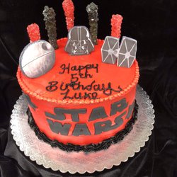 Dalton's Cakes - Dark side Birthday Cake!