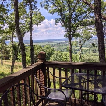 Montelle Winery - Wineries Near Me - Augusta, Missouri