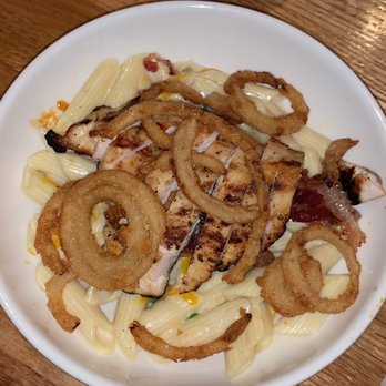 Applebee's Grill + Bar - Sports Bars Near Me - Liverpool, New York