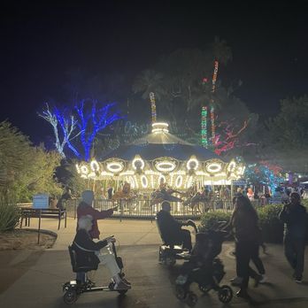Zoolights - Zoos Near Me - Phoenix, Arizona