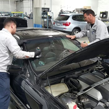 Clearguard - Clearguard's staff repair/replace any windows, in the shop or on the road! - Auto Glass Services Near Me - San Francisco, California Clearguard - Clearguard's staff repair/replace any windows, in the shop or on the road! - Auto Glass Services Near Me - San Francisco, California