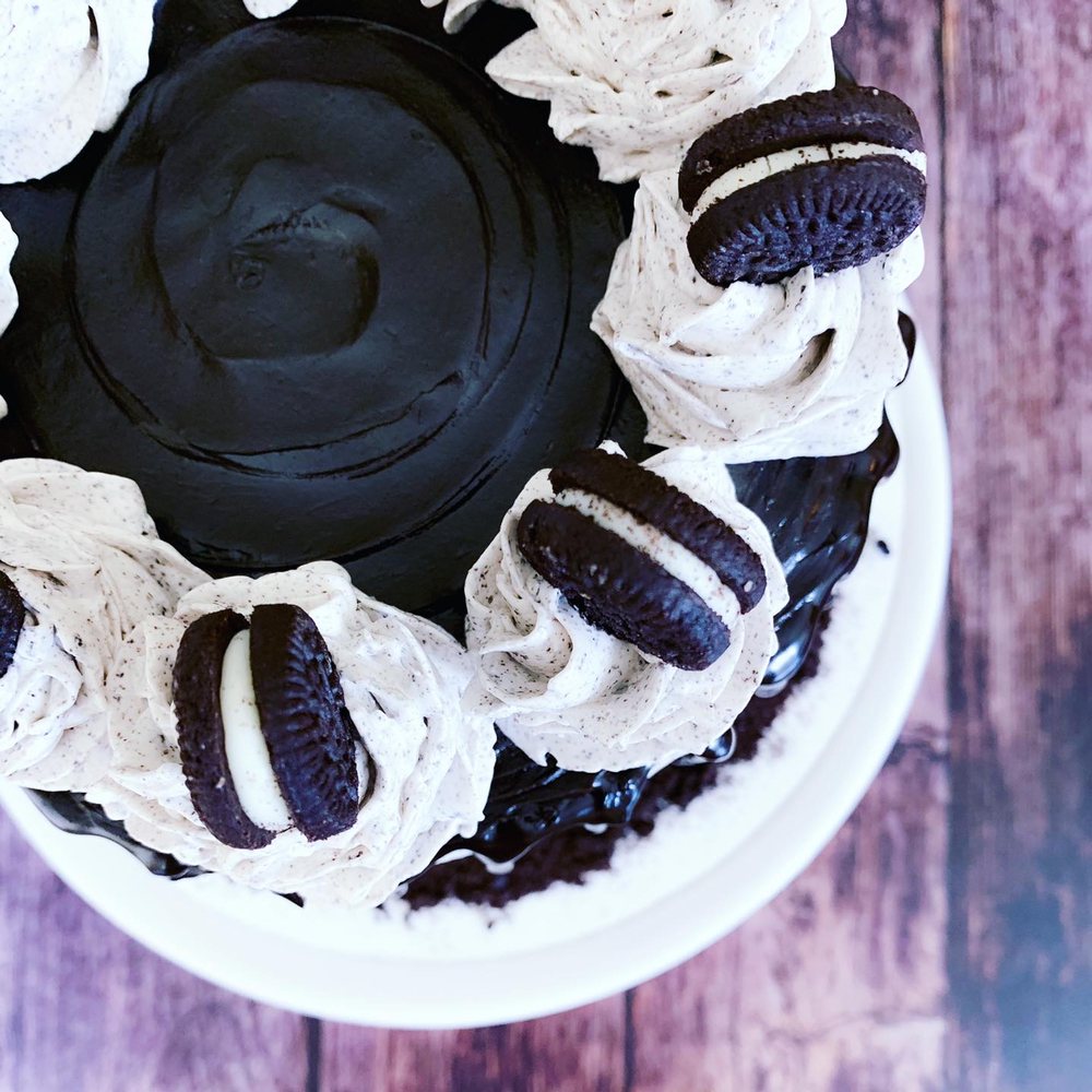 HAPPILY DESSERTED Updated July 2024 31 Photos Durham, North Carolina Custom Cakes